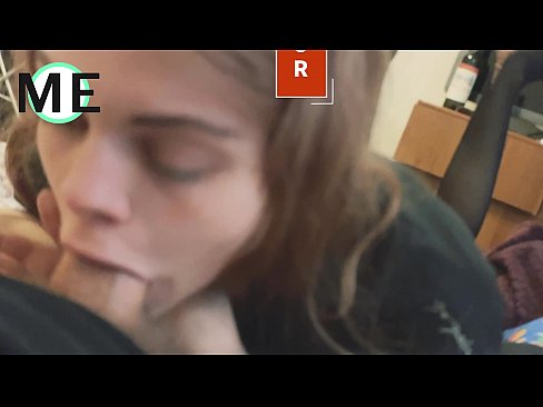 ❤️ Hals kuk, trasiga strumpbyxor och trasiga klackar trevligt att träffas ❌ Porno at us ❌️